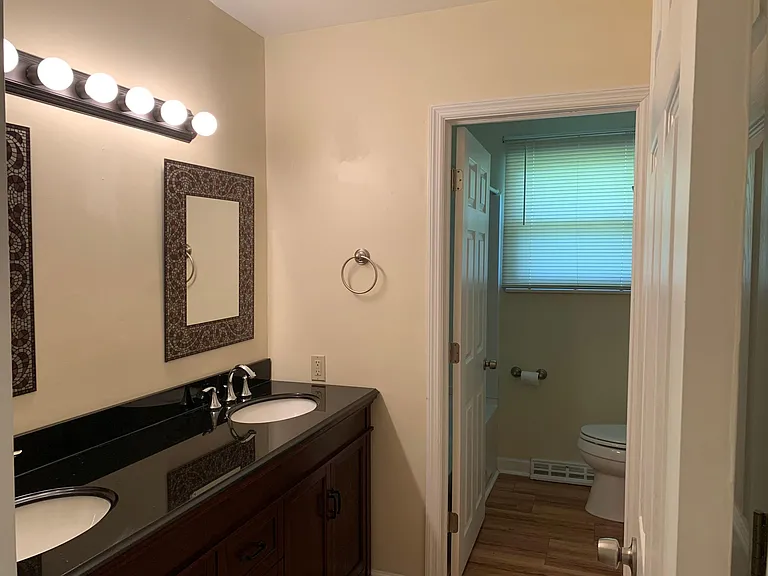 794 Chrysler Ave — Photo 7