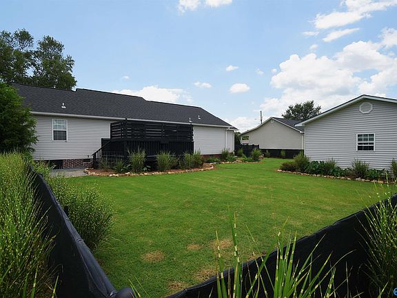 5th image of 191 Richard Ave