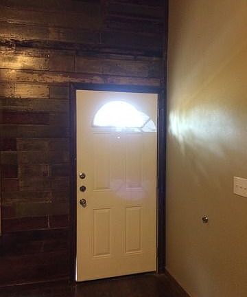 4th image of 308 Warren St