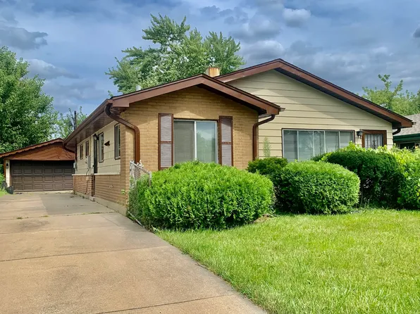 1363 Arthur St, Calumet City, IL 60409