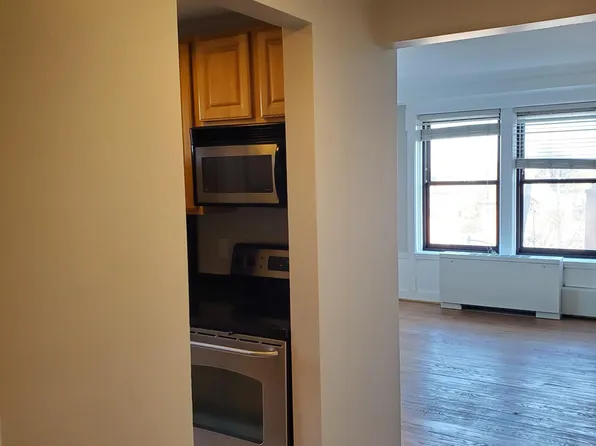 15 E Kirby St, Detroit, MI