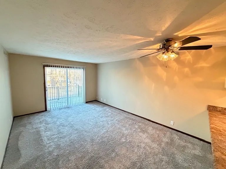 Superior Place Apartments — Photo 16