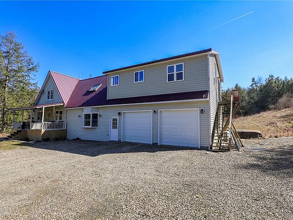 2nd image of 10684 Bear Run Rd
