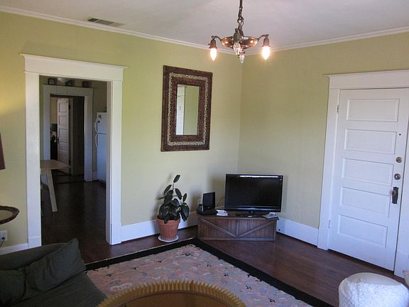 5th image of 811 N Bishop Ave APT 4