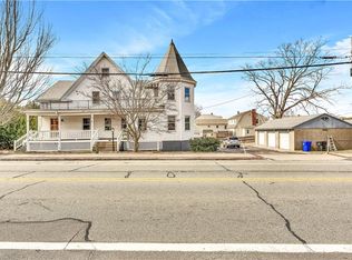 948 Charles St, North Providence, RI 02904