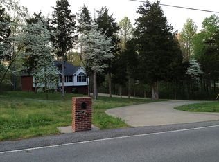 3810 Lake Rd, Woodlawn, TN 37191