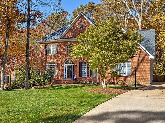 2nd image of 2307 Covington Cove Ln
