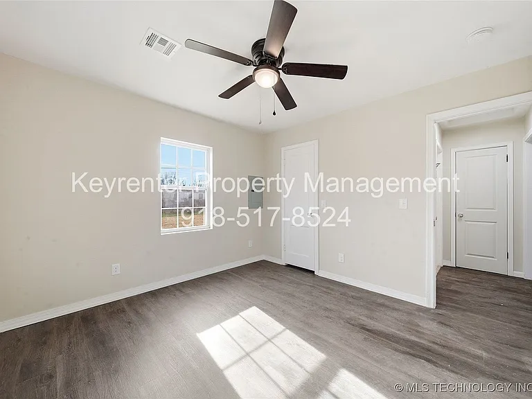 5340 W 11th St S — Photo 16