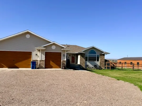 28 Pheasant Ln, Great Falls, MT 59404