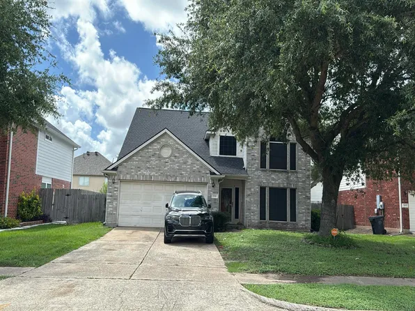 2006 Westwood Dr, Stafford, TX 77477