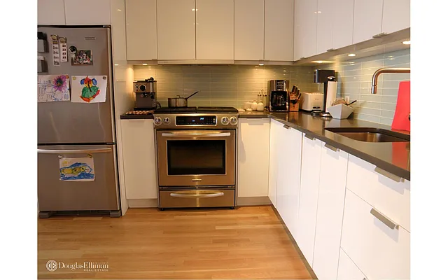 Rented by Douglas Elliman | media 39