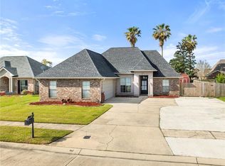 114 Gloria Ct, Montz, LA 70068