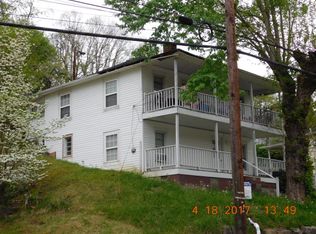 1217 N Main St, Hazard, KY 41701
