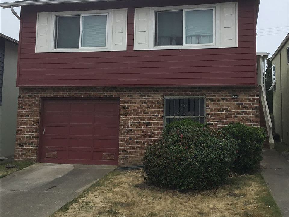 1st image of 842 Skyline Dr