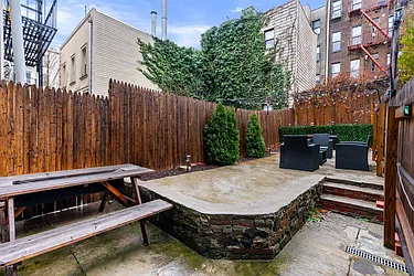 150 North 9th Street, #1L