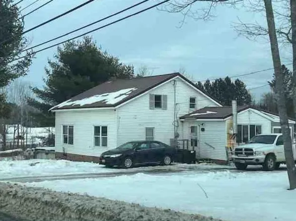 198 Main St, Corinth, ME 04427