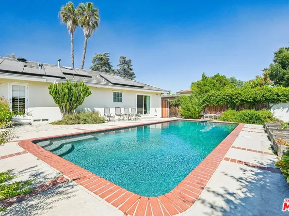 13518 Kittridge St, Van Nuys, CA 91401