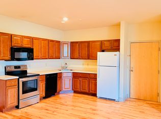 191 College St #307, Burlington, VT 05401