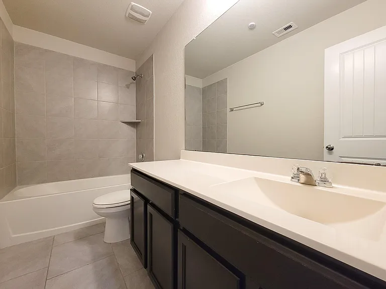 29614 Breakwater Dr — Photo 19