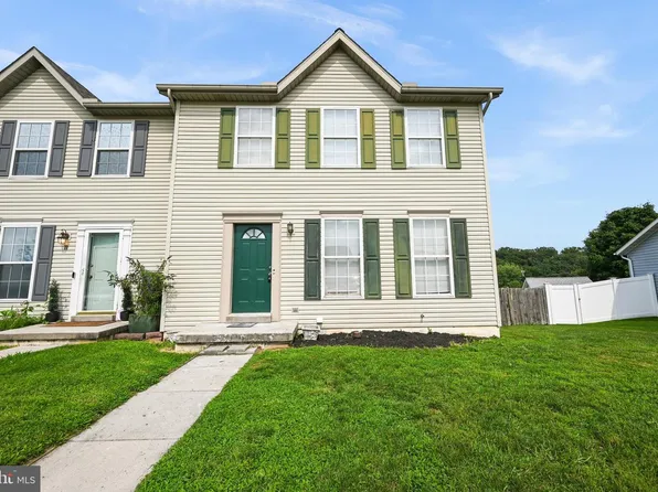9 Overlook Dr, Hanover, PA 17331