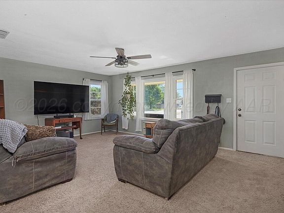 4th image of 215 Western Ave