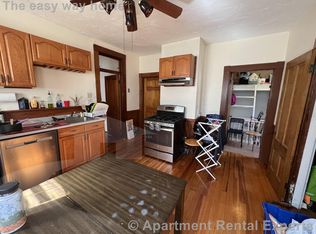 507 Green St #2D, Cambridge, MA 02139