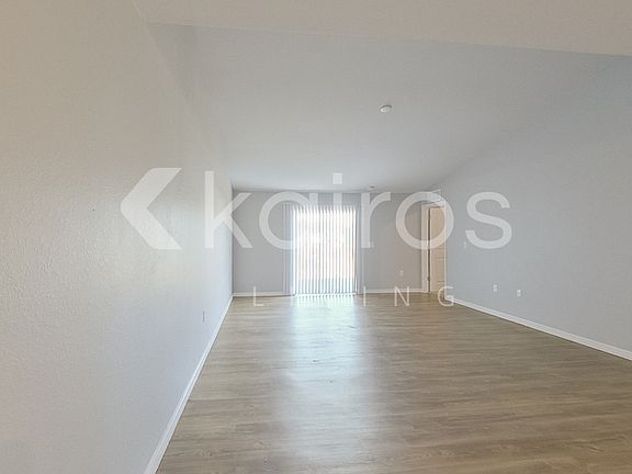 3rd image of 18328 Gibraltar Ln