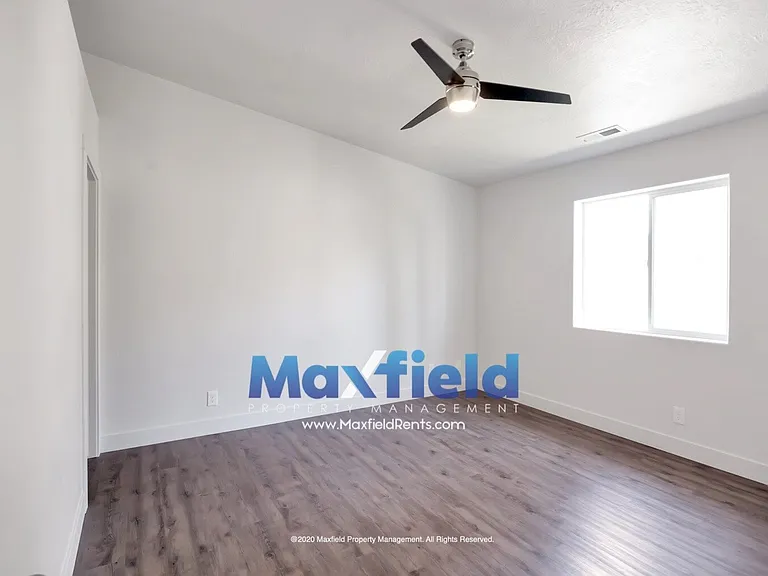 2737 E 750 N #3 — Photo 17