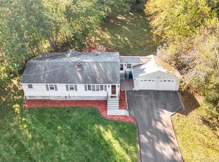 42 Paradise Ave, Hamden, CT 06514