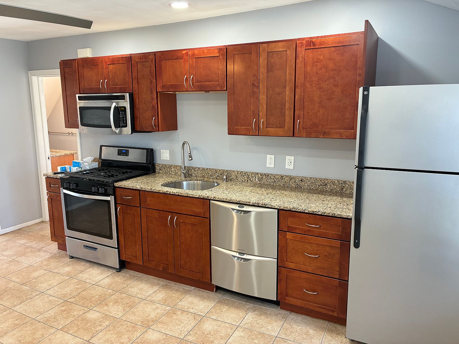 86 Haverhill St Floor 2, Andover, MA 01810 | Zillow