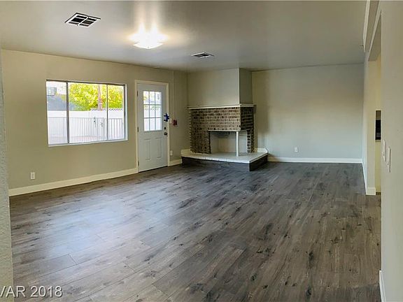 4th image of 808 Fairway Dr