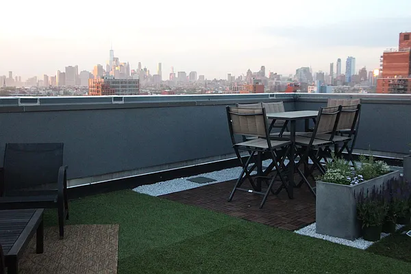 Sold by Wyllie Real Estate | media 16