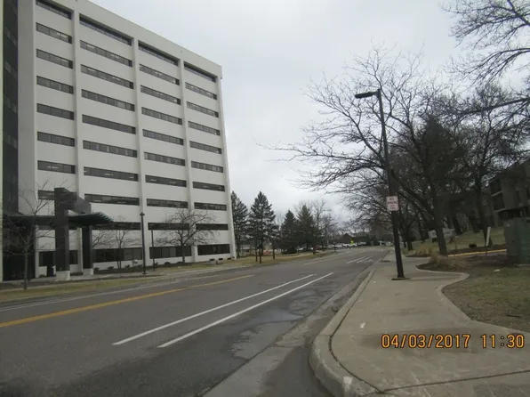 450 Ford Rd Unit 227, Saint Louis Park, MN 55426