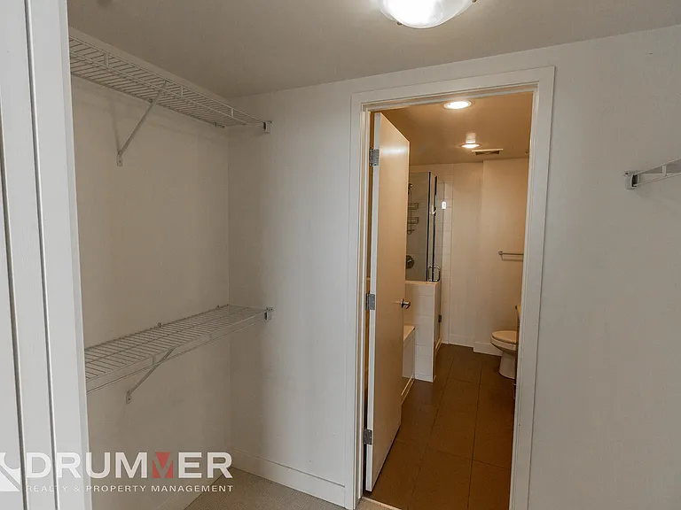 1118 12th Ave SW #1706 — Photo 33