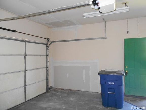 2nd image of 33502 Bordeaux Ct