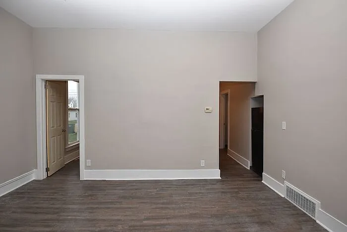 434 W Lawrence St #2 — Photo 5