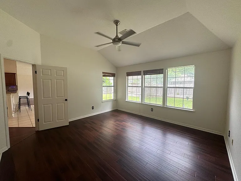 16101 W Dorman Dr — Photo 11