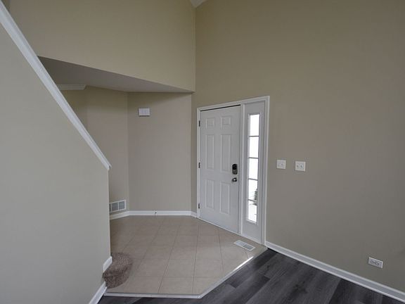 2nd image of 1528 Trenton Ln