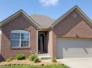 3032 Roundway Down Ln, Lexington, KY 40509
