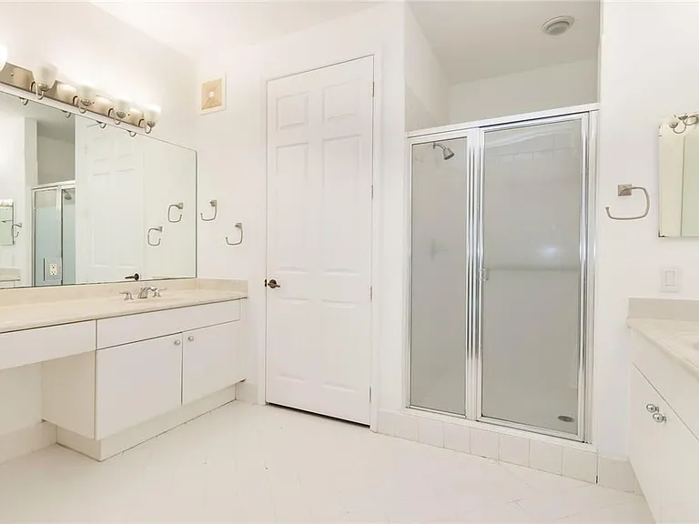 2692 Center Court Dr #2-32 — Photo 13