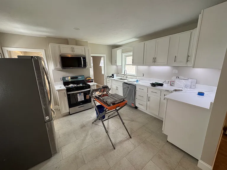 237 N Main St #3 — Photo 5