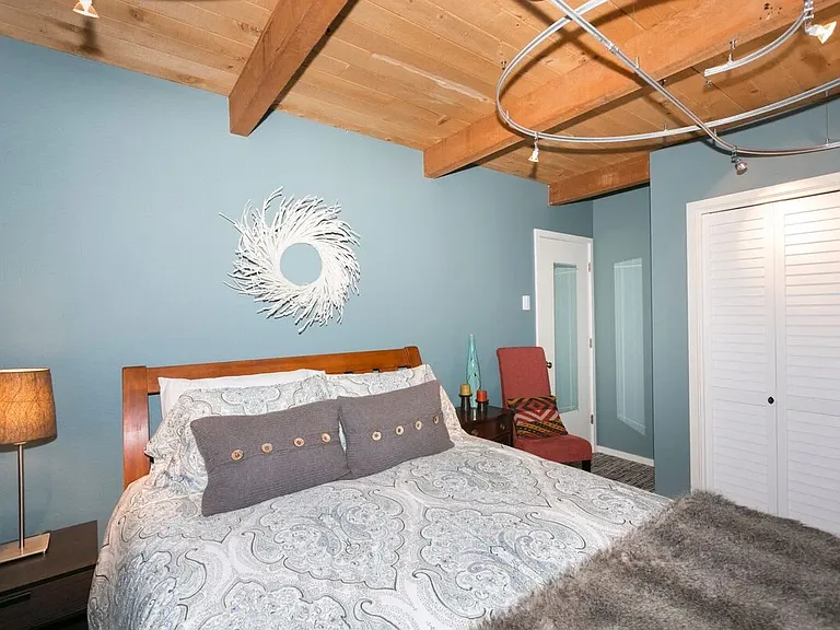125 Lassen Dr #6 — Photo 12