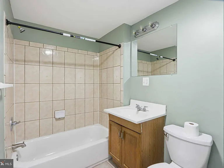 415 N Belnord Ave — Photo 18