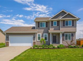 2913 SE Stonegate Dr, Grimes, IA 50111