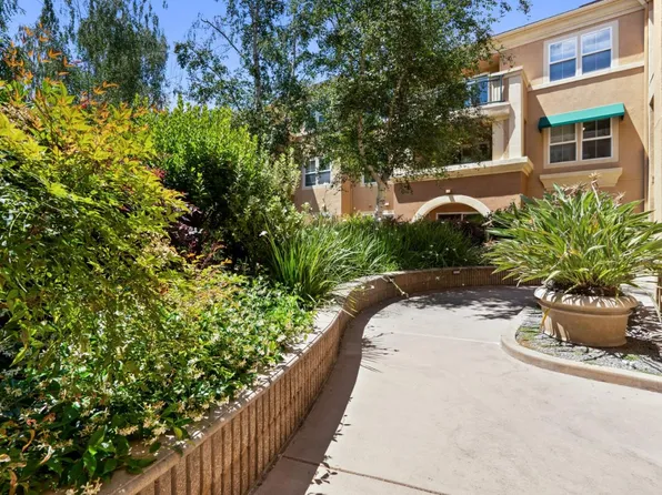 1310 Saddle Rack St APT 218, San Jose, CA 95126