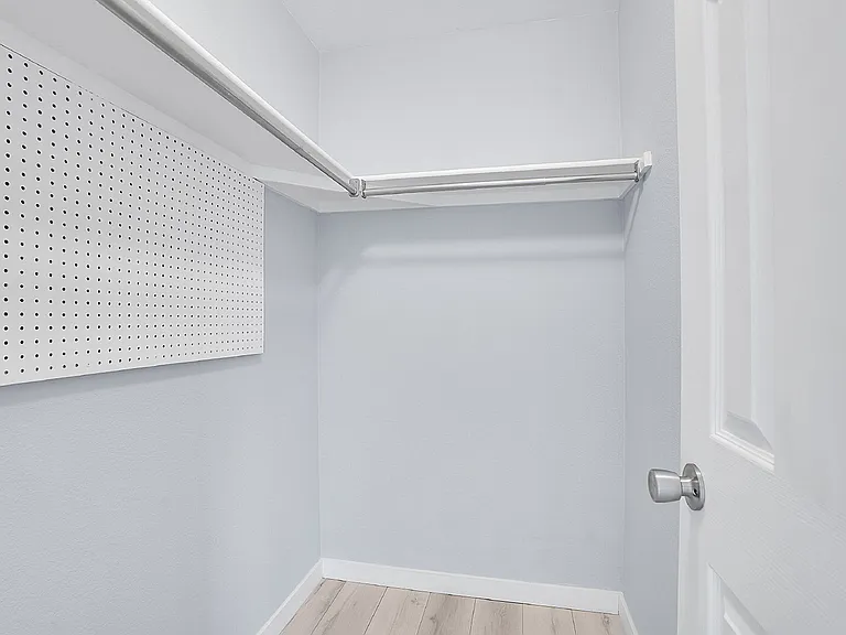 8065 Eagleview Dr — Photo 22