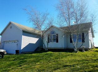 31724 Hillcrest Rd, Kingston, IL 60145