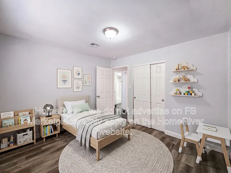 3129 W Montebello Ave — Photo 6