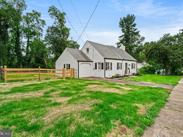 929 Gilbert Rd, Cheltenham, PA 19012