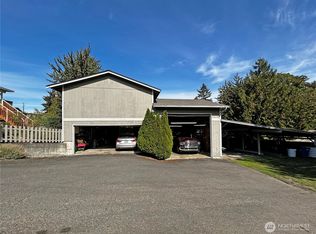 17336 Military Rd S, Seattle, WA 98188
